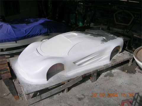 Moulding work. Boats, aircrafts, automotive, furniture.