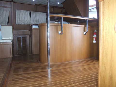 HK40' - Catamaran Interior - Click to zoom