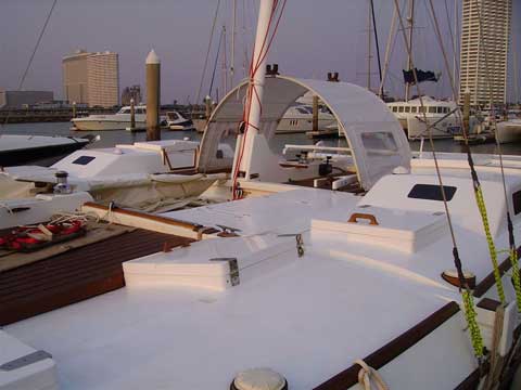 Sailing Catamaran TIKI 38' - Click to zoom.