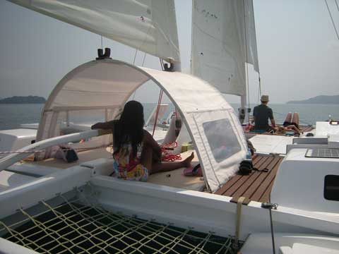 Sailing Catamaran TIKI 38' - Click to zoom.