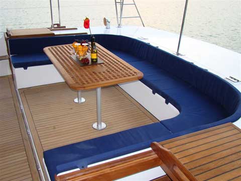 Power Catamaran RB50 Final Product - Click to zoom.