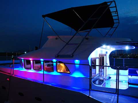 Power Catamaran RB50 Final Product - Click to zoom.