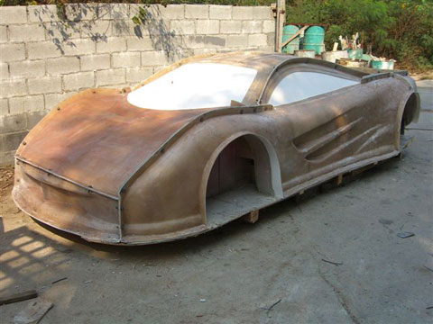 Moulding work. Boats, aircrafts, automotive, furniture.