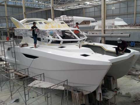 Power Catamaran WR 36' - Click me to open the gallery
