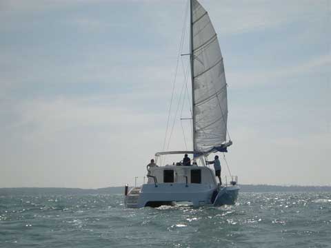 Sailing Cat RB34 - Click to zoom.